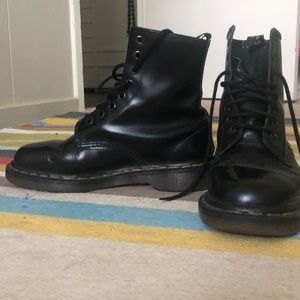 Doc Martens classic